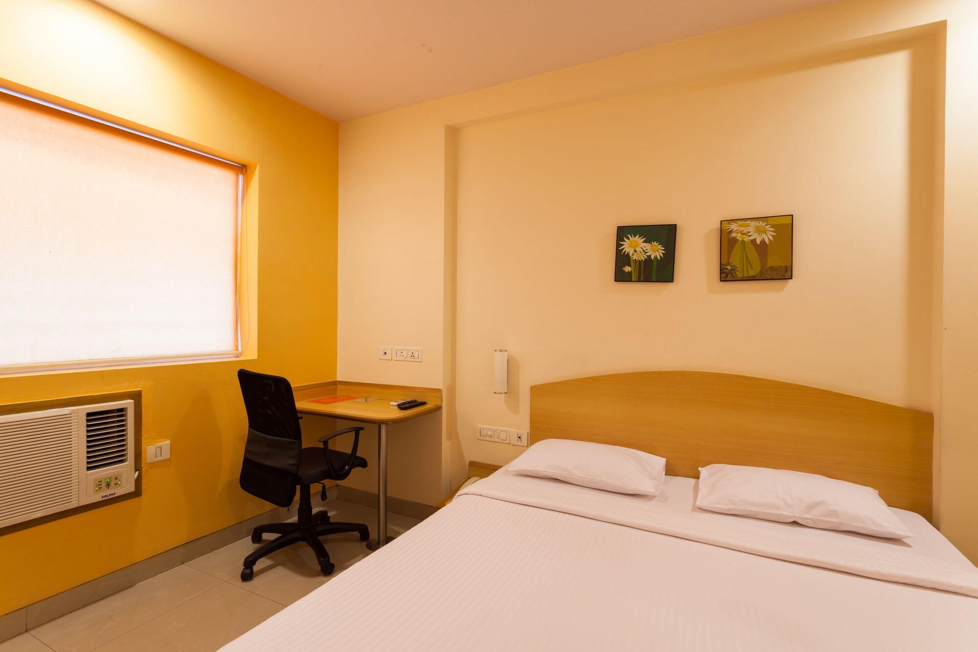 Nashik Hotel Bagian luar foto