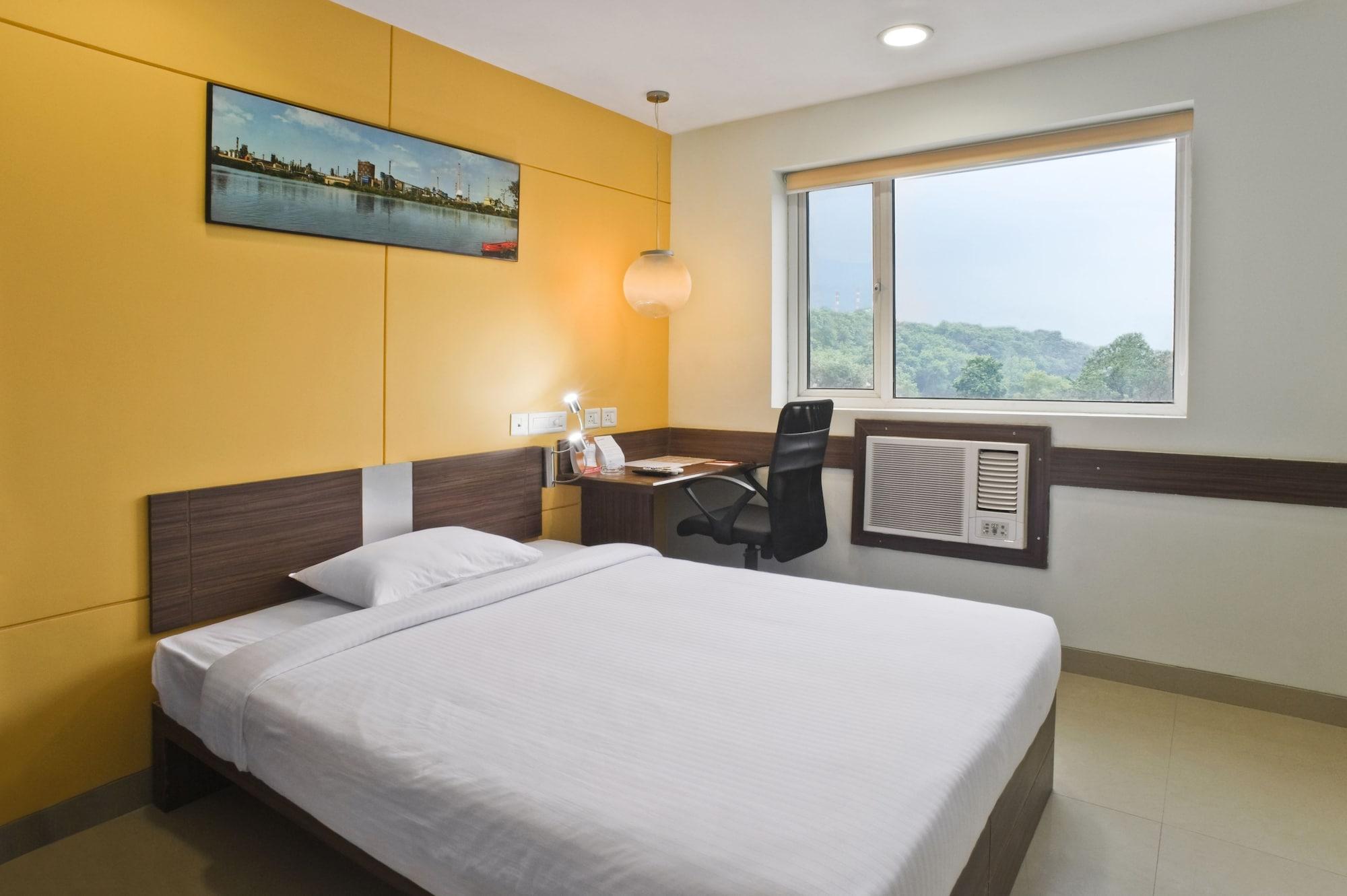 Nashik Hotel Bagian luar foto